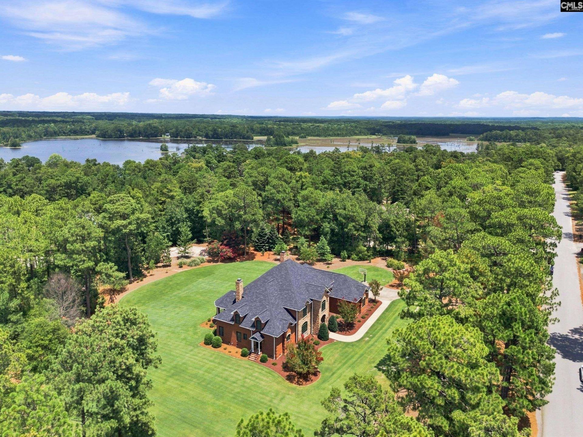 584 Southgate Drive Photo 74