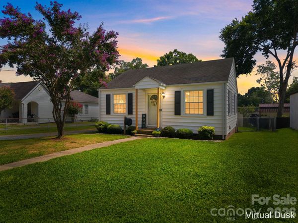 2102 Englewood Street , Kannapolis, NC 28083