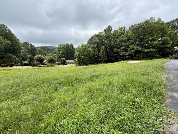 196 Beaman Road E, Marion, NC 28752