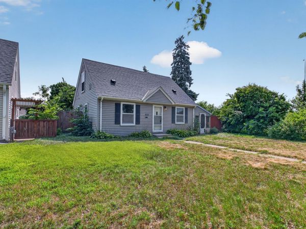 5737 37th Avenue S, Minneapolis, MN 55417