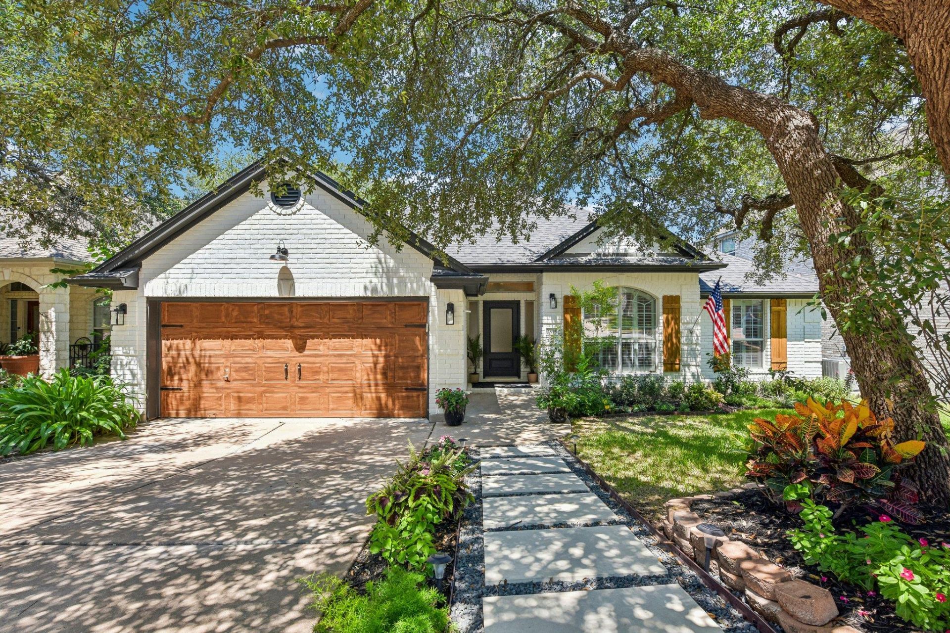 2915 Cashell Wood Dr, Cedar Park, TX 78613 Main Photo