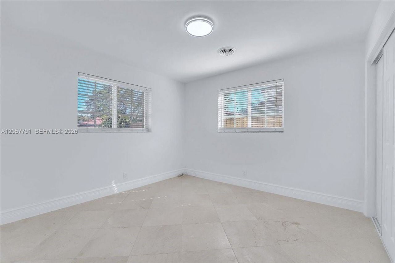 2005 N 36th Ave , Hollywood, FL 33021 Photo
