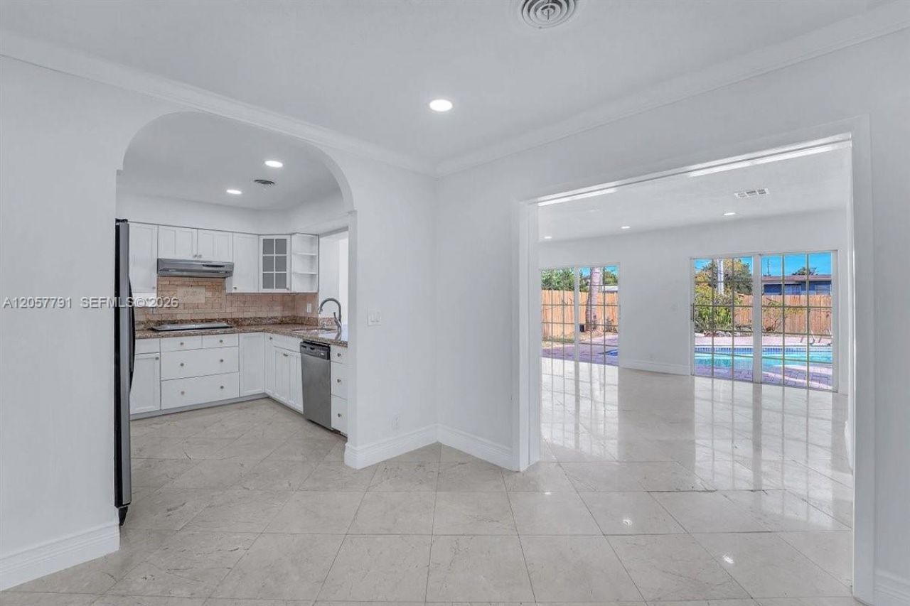 2005 N 36th Ave , Hollywood, FL 33021 Photo