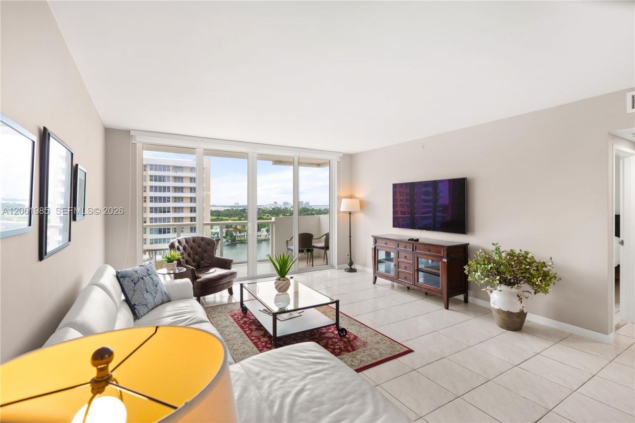 5601 Collins Ave , Unit 1216, Miami Beach, FL 33140 Photo