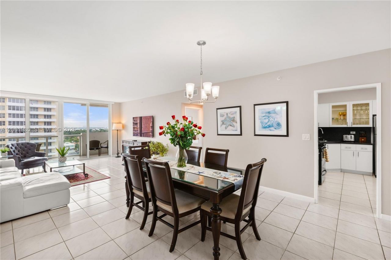 5601 Collins Ave, Unit 1216, Miami Beach, FL 33140 Photo