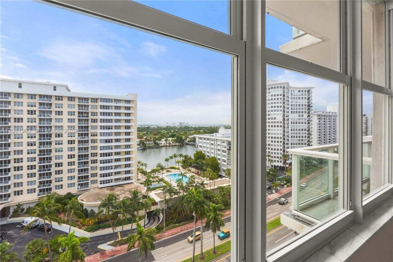 5601 Collins Ave , Unit 1216, Miami Beach, FL 33140 Photo