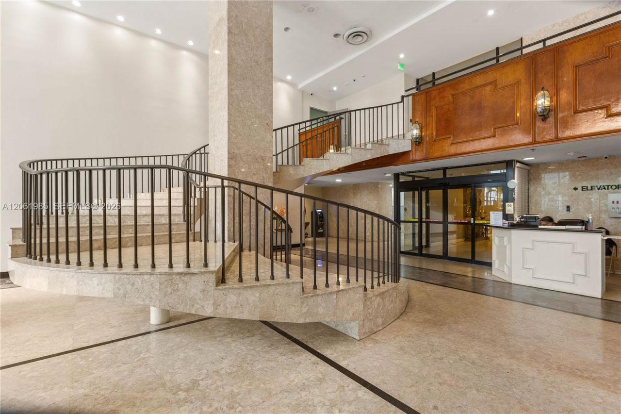 5601 Collins Ave , Unit 1216, Miami Beach, FL 33140 Photo
