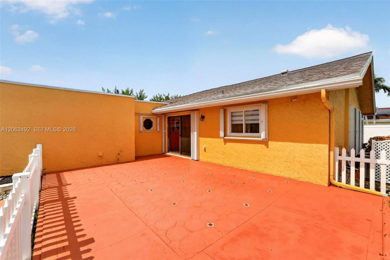 725 NW 49th Ave, Coconut Creek, FL 33063 Photo
