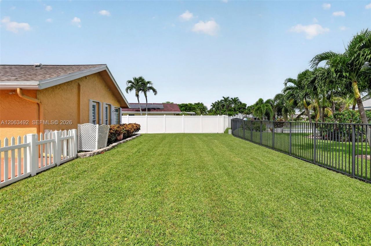 725 NW 49th Ave, Coconut Creek, FL 33063 Photo