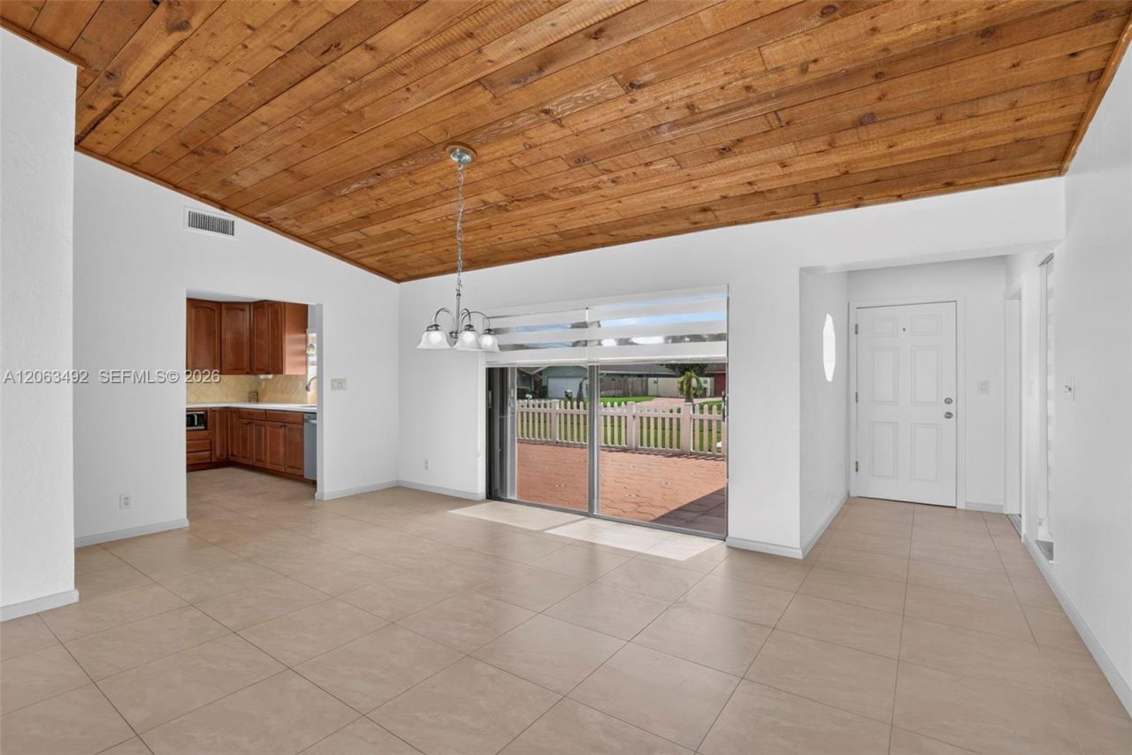725 NW 49th Ave, Coconut Creek, FL 33063 Photo