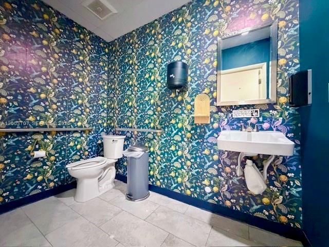 190 NW 36th St , Miami, FL 33127 Photo