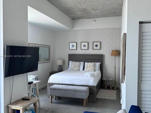 151 SE 1 St , Unit 2406, Miami, FL 33131