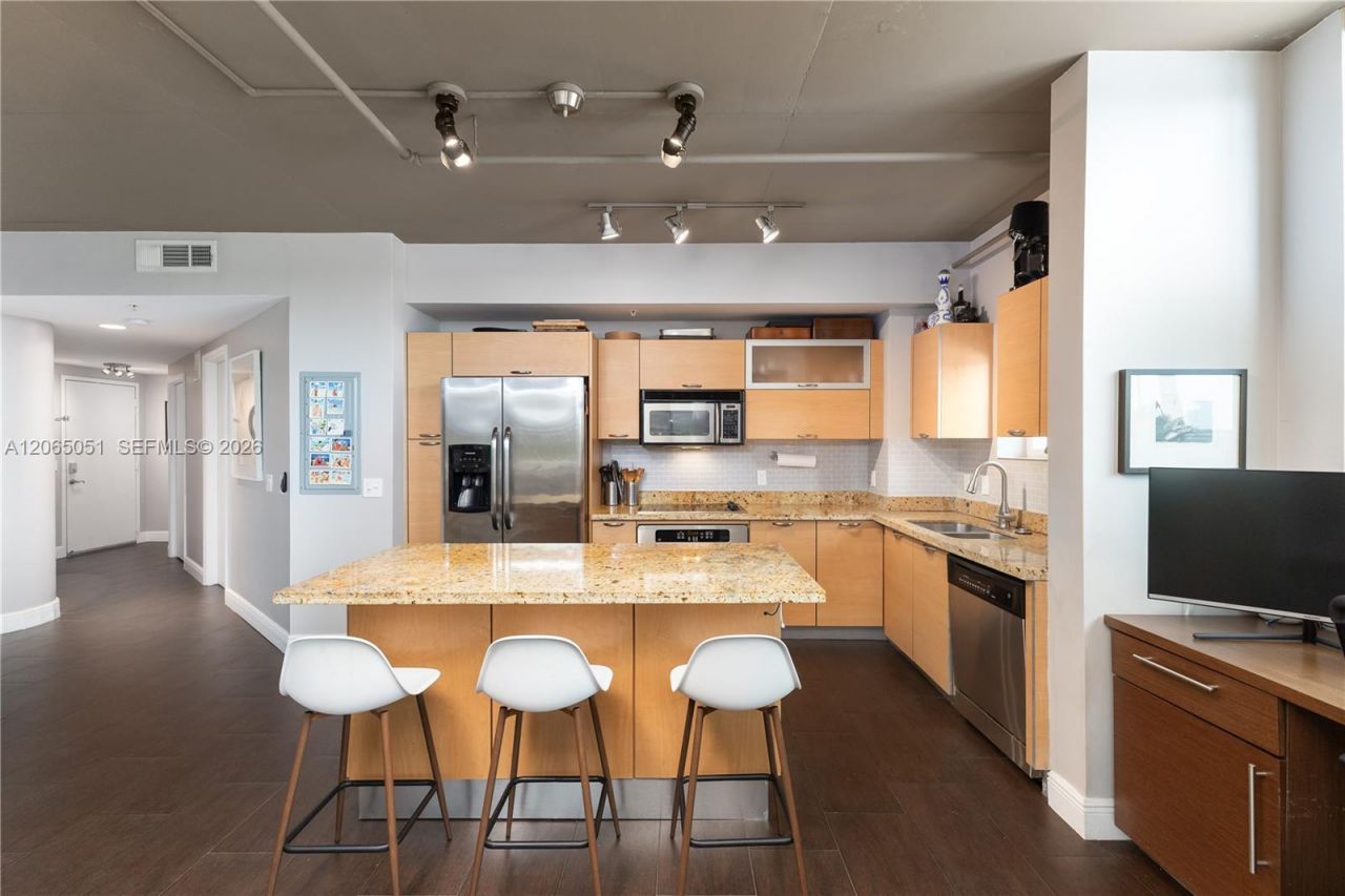 3180 SW 22nd St, Unit 501, Miami, FL 33145 Photo