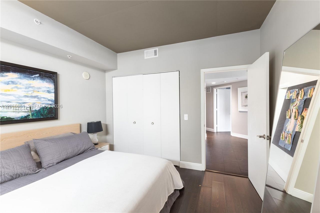3180 SW 22nd St, Unit 501, Miami, FL 33145 Photo