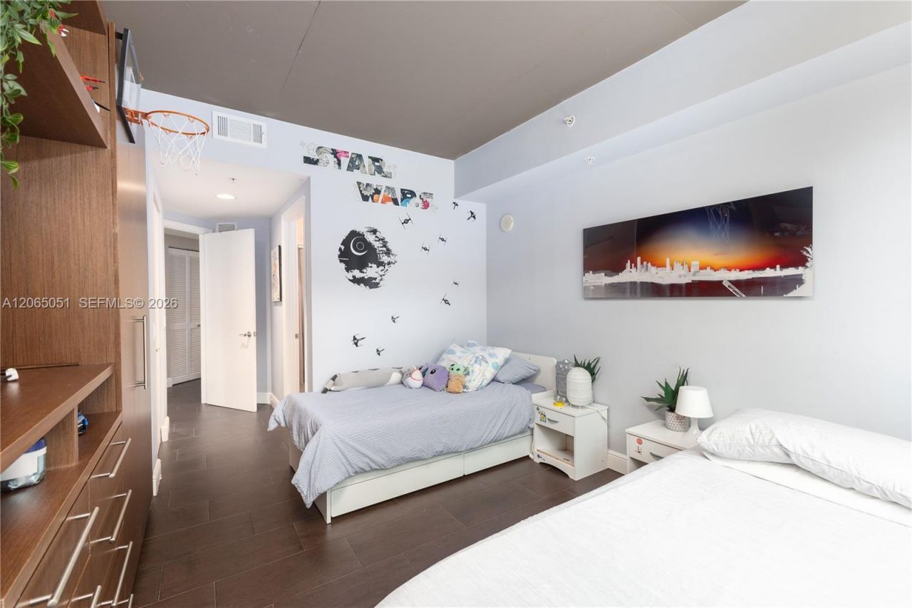 3180 SW 22nd St, Unit 501, Miami, FL 33145 Photo