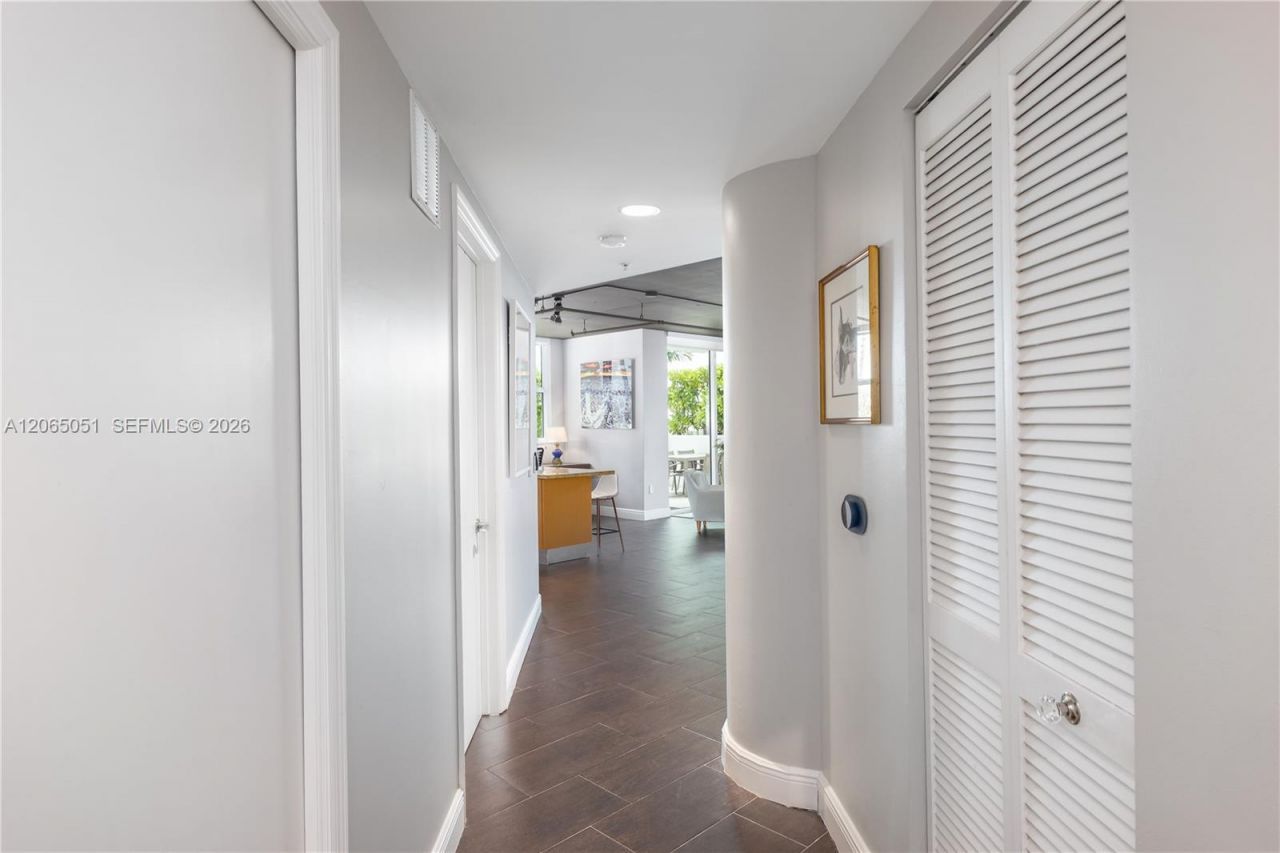 3180 SW 22nd St, Unit 501, Miami, FL 33145 Photo