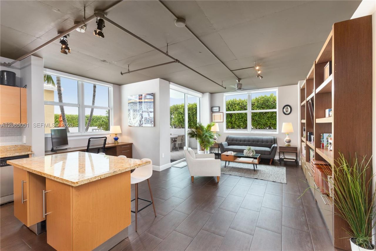 3180 SW 22nd St, Unit 501, Miami, FL 33145 Photo