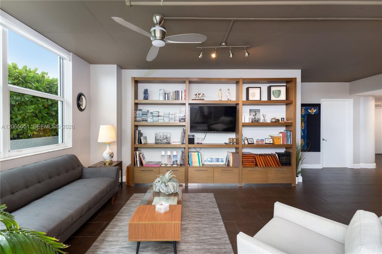 3180 SW 22nd St, Unit 501, Miami, FL 33145 Photo