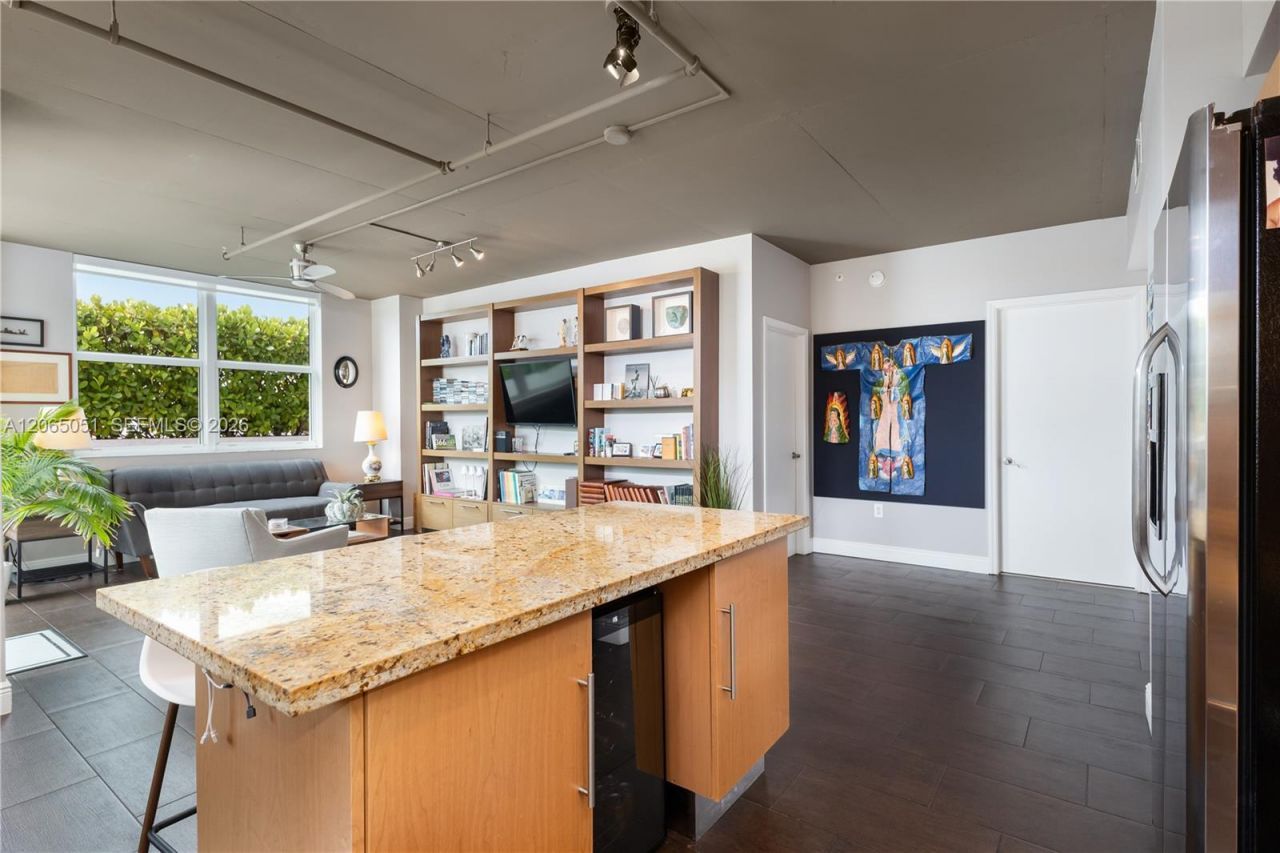 3180 SW 22nd St, Unit 501, Miami, FL 33145 Photo