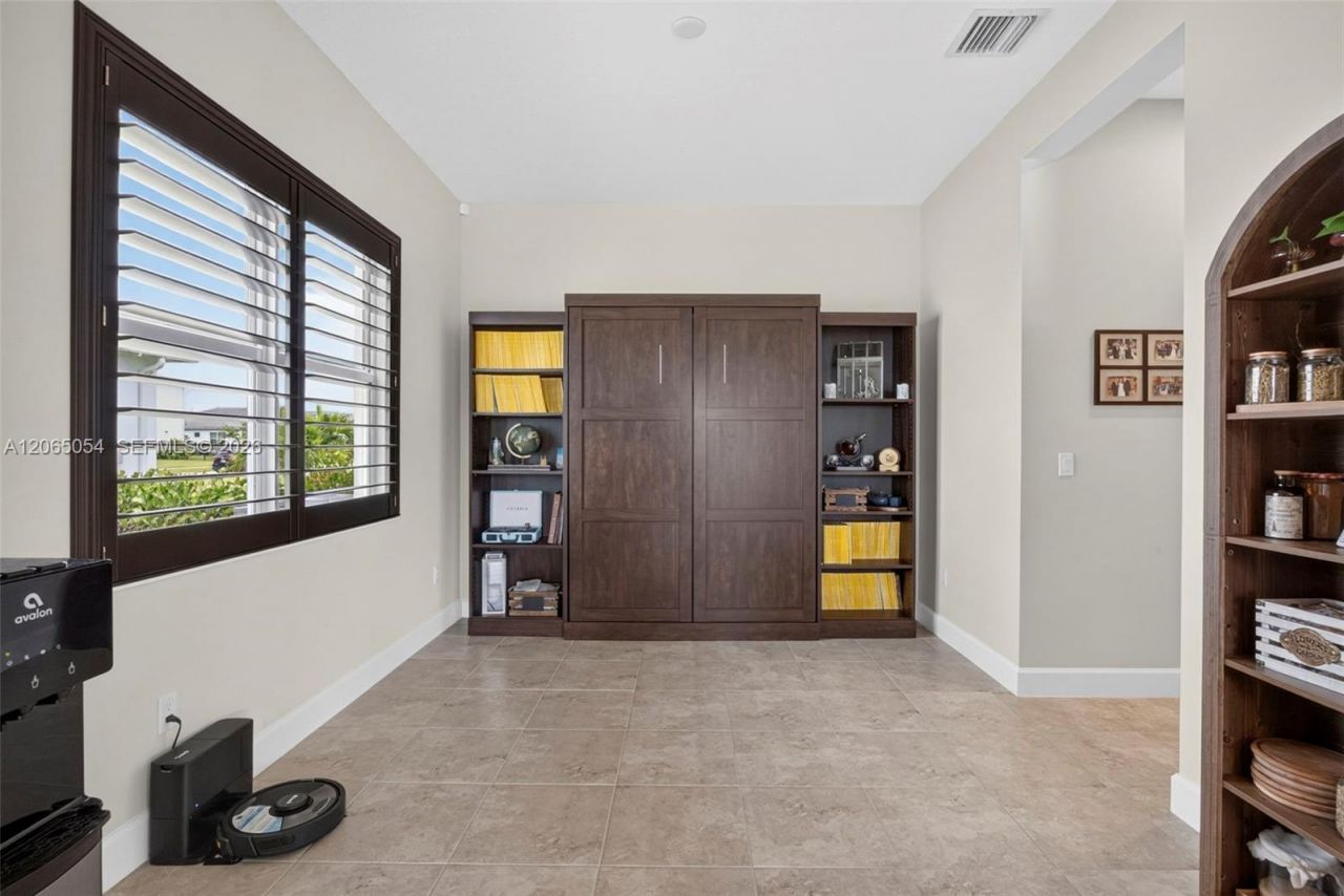 5691 Bristlecone Commoms , Westlake, FL 33470 Photo