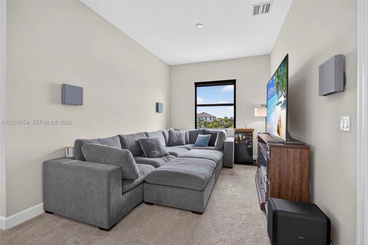 5691 Bristlecone Commoms , Westlake, FL 33470 Photo