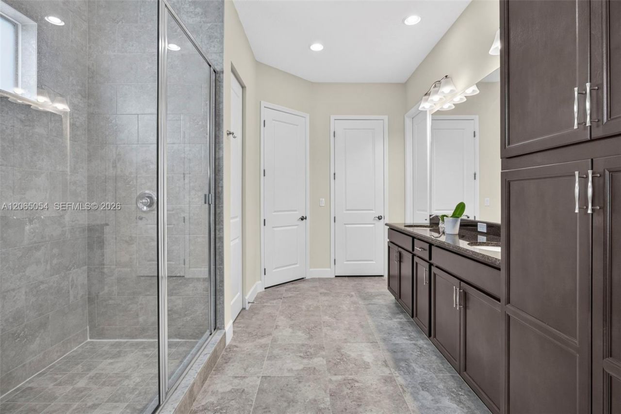 5691 Bristlecone Commoms , Westlake, FL 33470 Photo