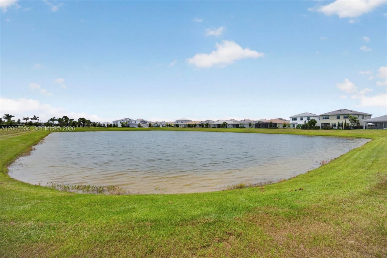 5691 Bristlecone Commoms , Westlake, FL 33470 Photo