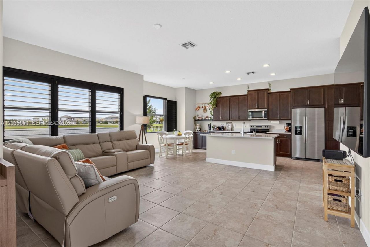 5691 Bristlecone Commoms , Westlake, FL 33470 Photo
