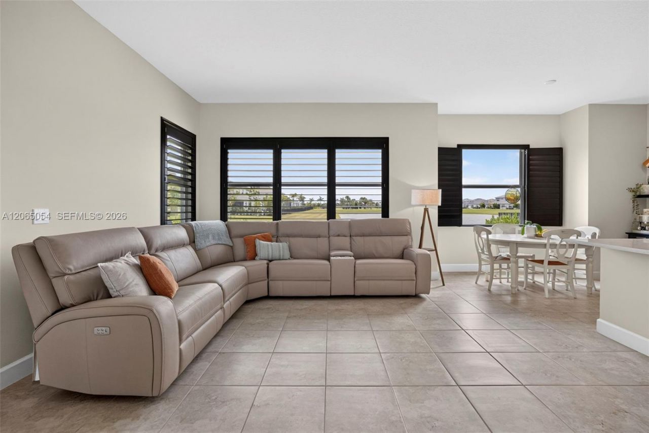 5691 Bristlecone Commoms , Westlake, FL 33470 Photo