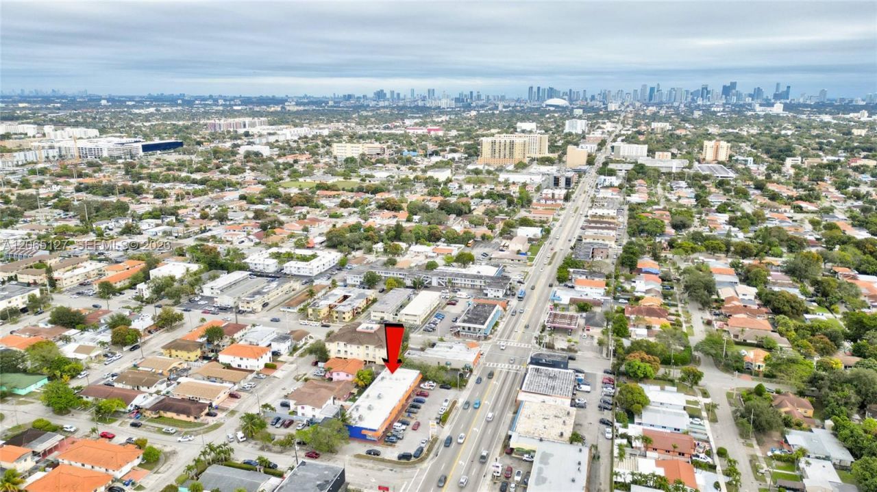4735 W Flagler St , Miami, FL 33134 Photo