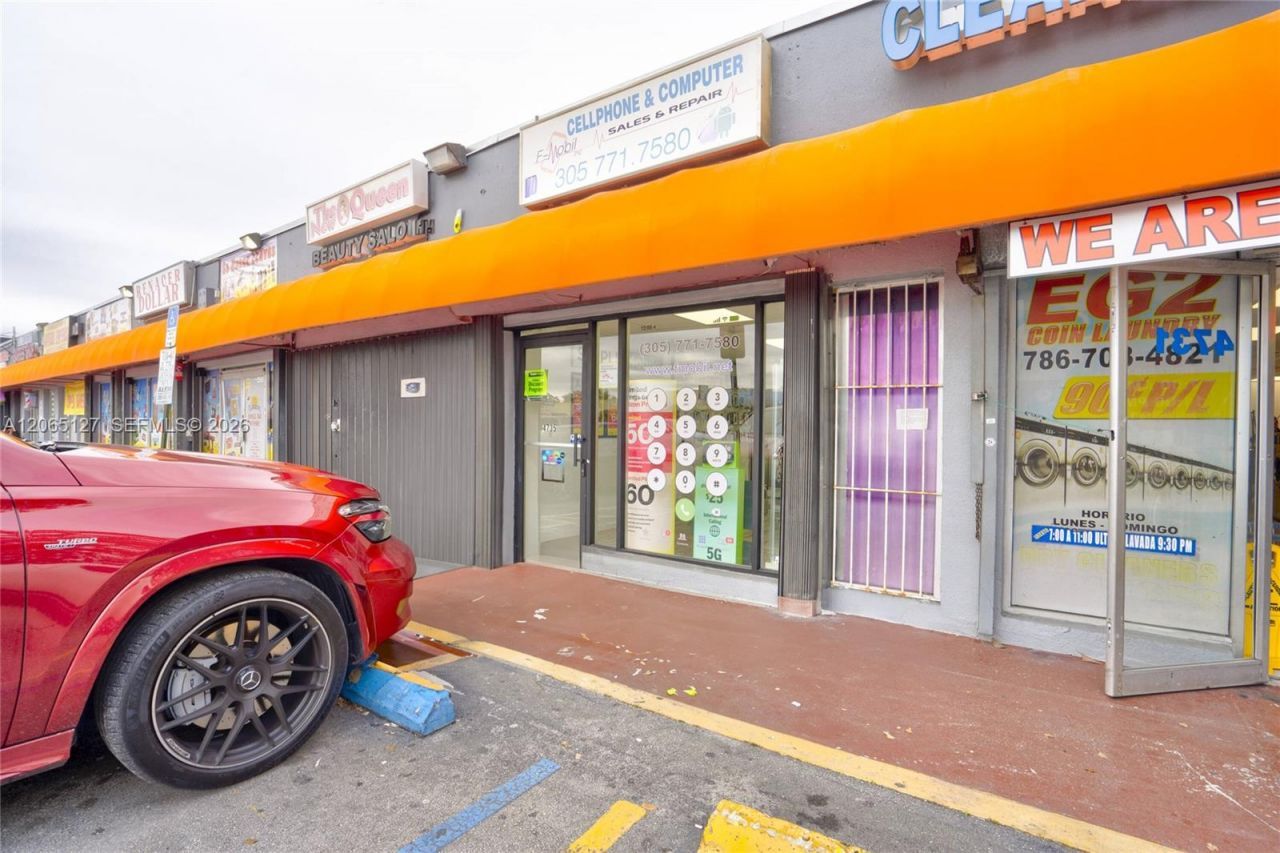 4735 W Flagler St , Miami, FL 33134 Photo