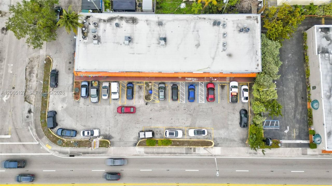 4735 W Flagler St , Miami, FL 33134 Photo