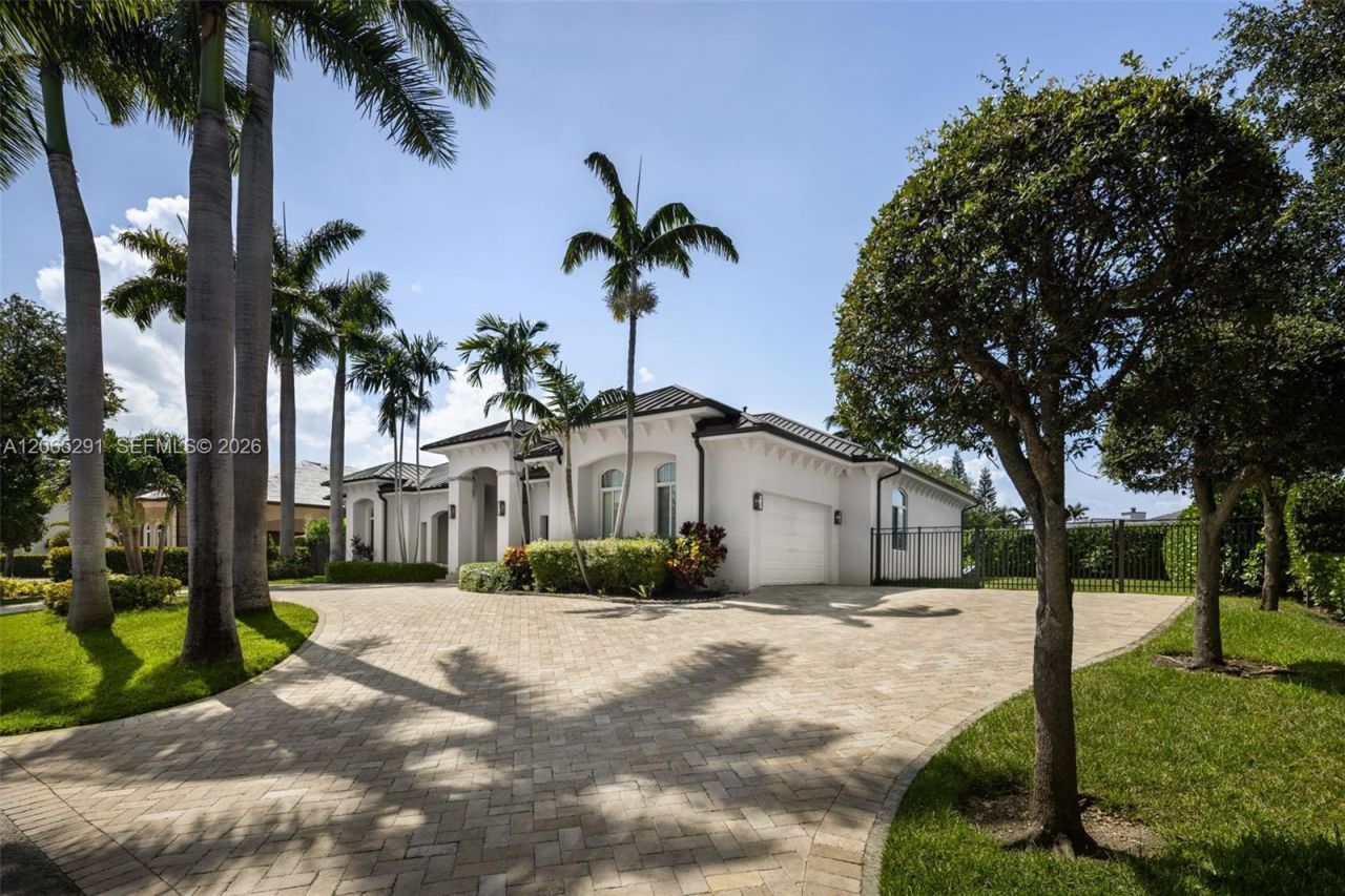 8111 SW 178th St, Palmetto Bay, FL 33157 Photo