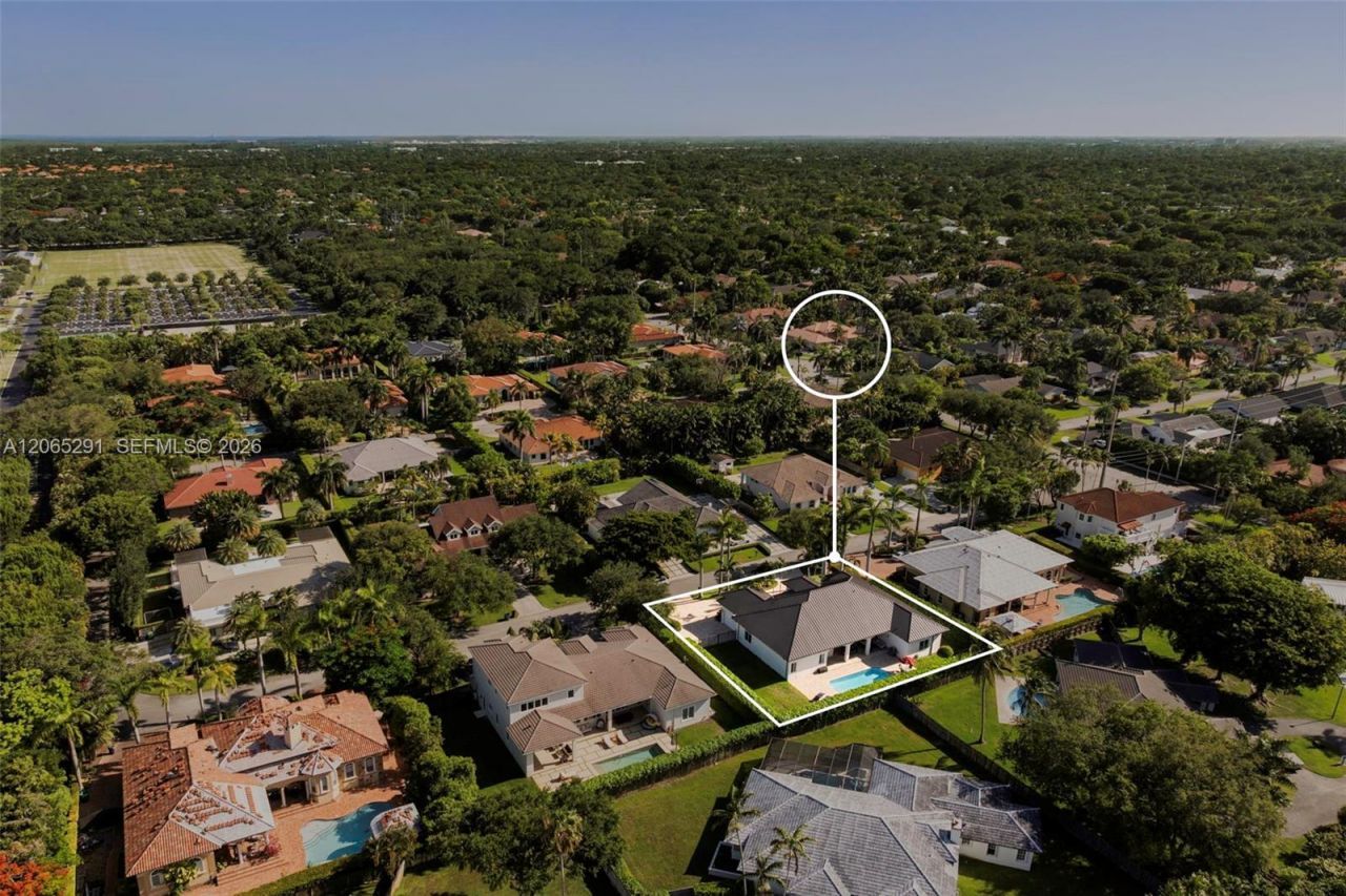 8111 SW 178th St , Palmetto Bay, FL 33157 Photo