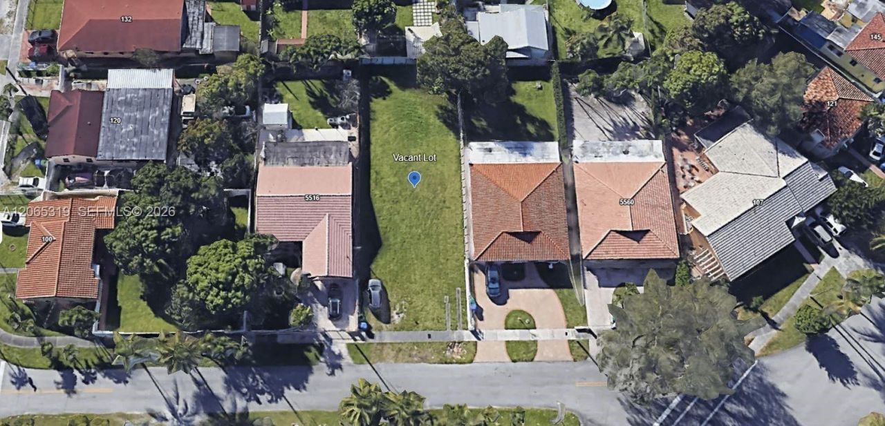5520 SW 1st St, Miami, FL 33134 Photo