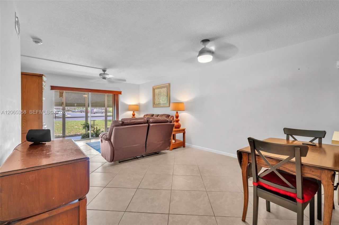 7855 W Atlantic Blvd, Unit 101, Margate, FL 33063 Photo