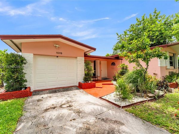 1019 S 29th Ave , Unit 1019, Hollywood, FL 33020