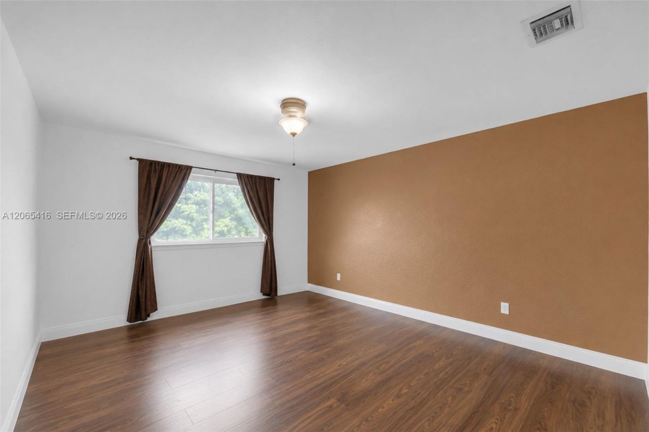 20301 SW 105th Ave , Cutler Bay, FL 33189 Photo