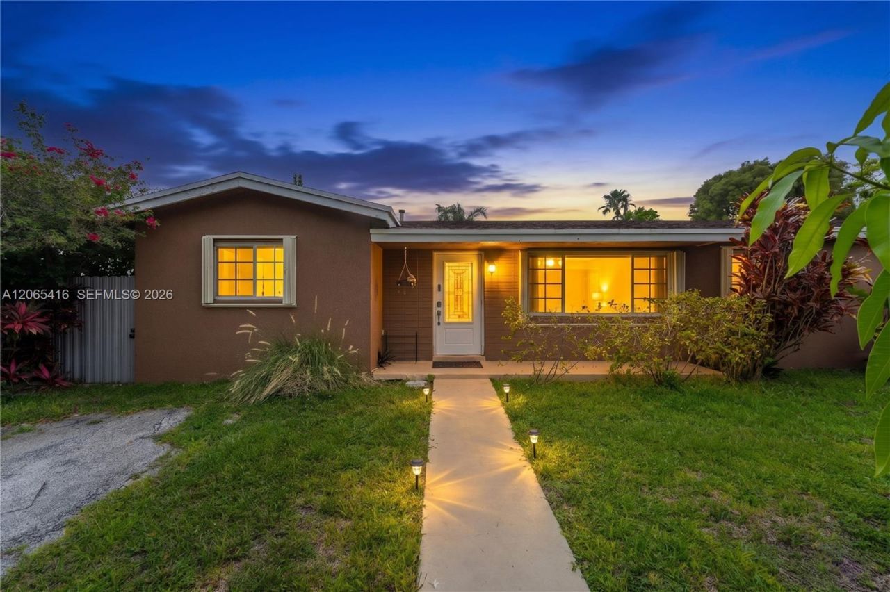 20301 SW 105th Ave , Cutler Bay, FL 33189 Photo