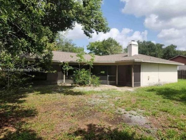 4514 Hudson Ln , Tampa, FL 33618