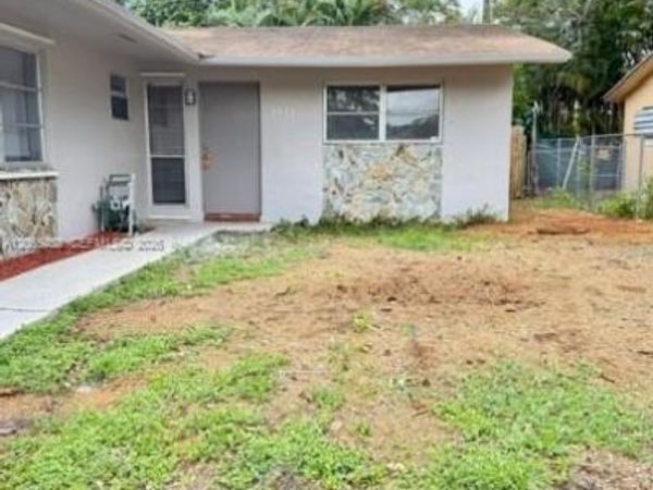 3931 SW 51st St , Unit 1-2, Dania Beach, FL 33312
