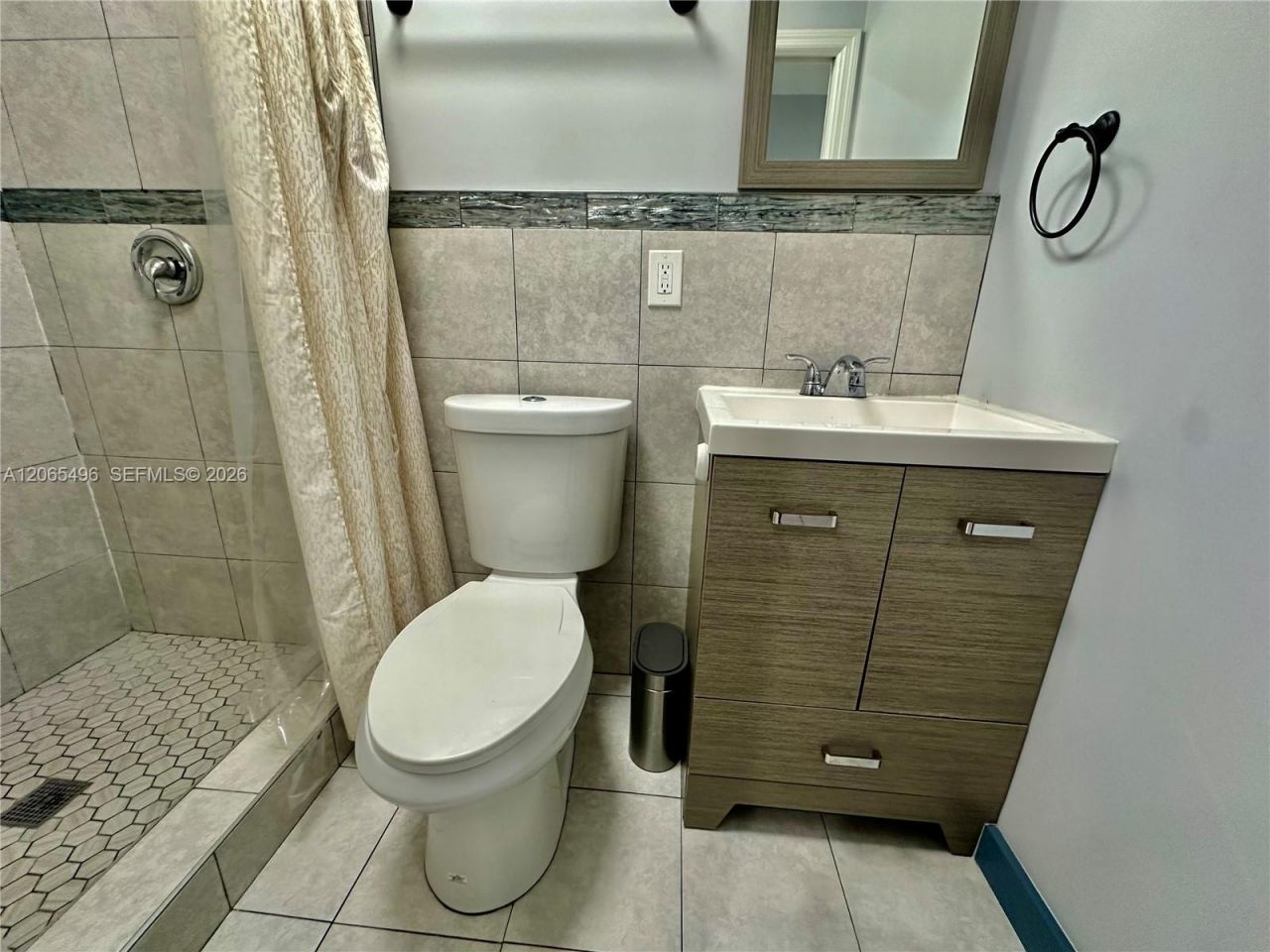 16025 SW 53rd Ter, Unit Efficiency, Miami, FL 33185 Photo