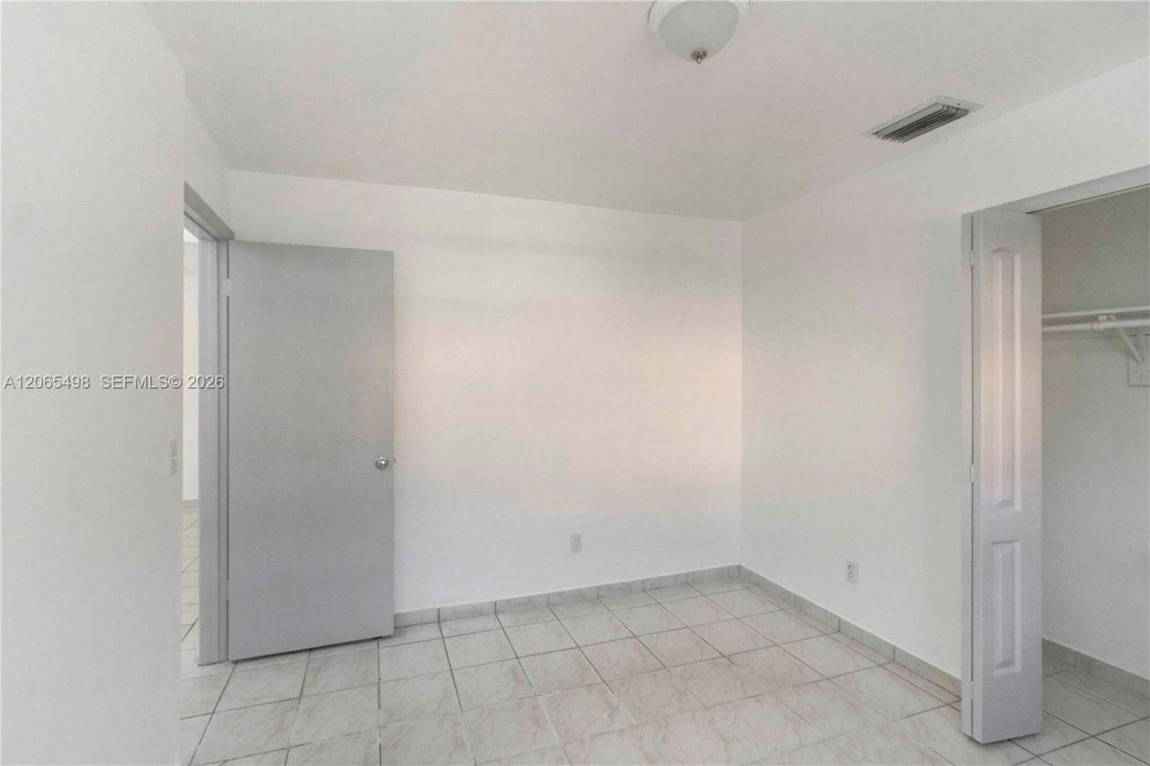 642 E 2nd Ave, Unit A, Hialeah, FL 33010 Photo