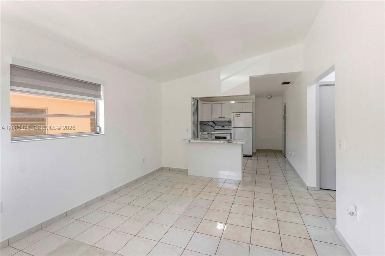 642 E 2nd Ave, Unit A, Hialeah, FL 33010 Photo