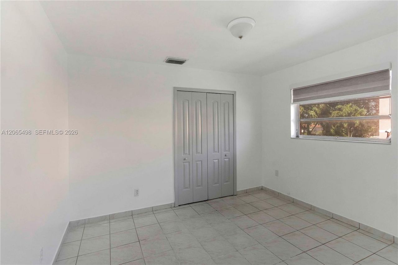 642 E 2nd Ave, Unit A, Hialeah, FL 33010 Photo