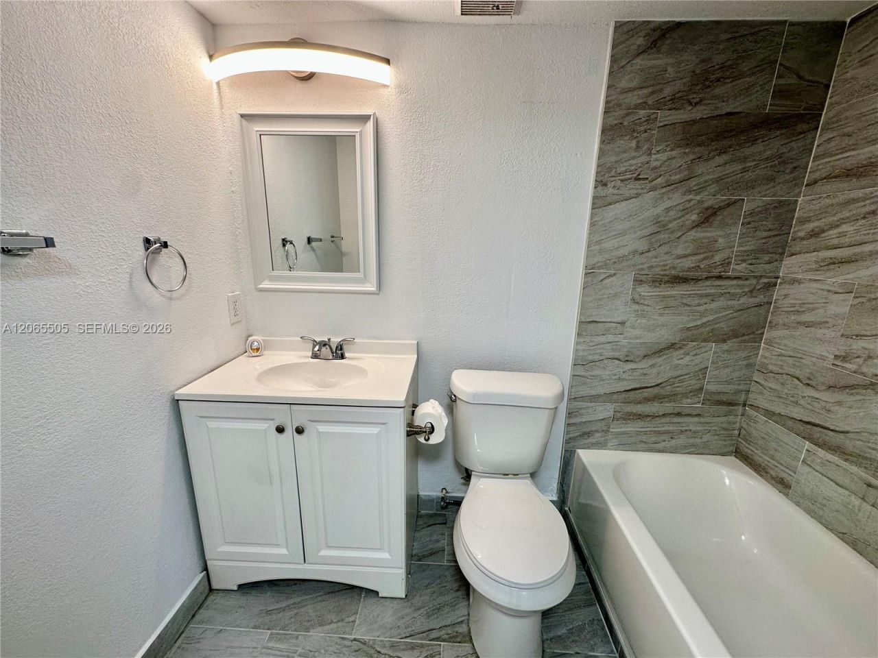 3630 N 56th Ave , Unit 310, Hollywood, FL 33021 Photo
