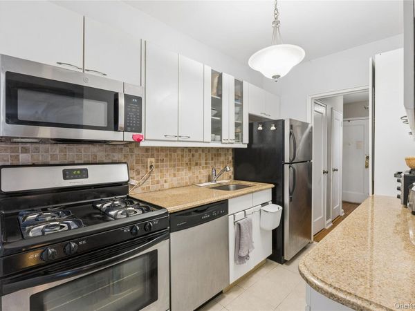 123-35 82 Road , Unit 5M, Kew Gardens, NY 11415