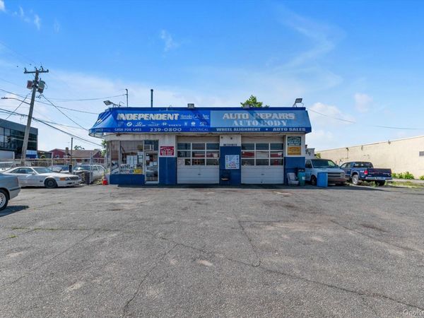 708 Burnside Avenue , Inwood, NY 11096