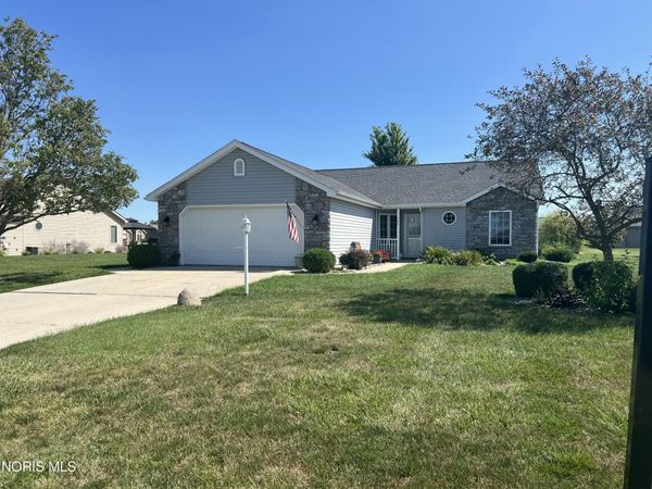 706 Country View Drive , Paulding, OH 45879