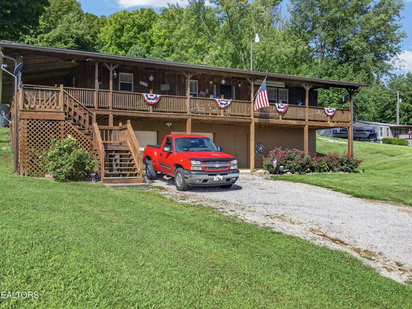 955 Livingston Boat Dock Rd, Allons, TN 38541